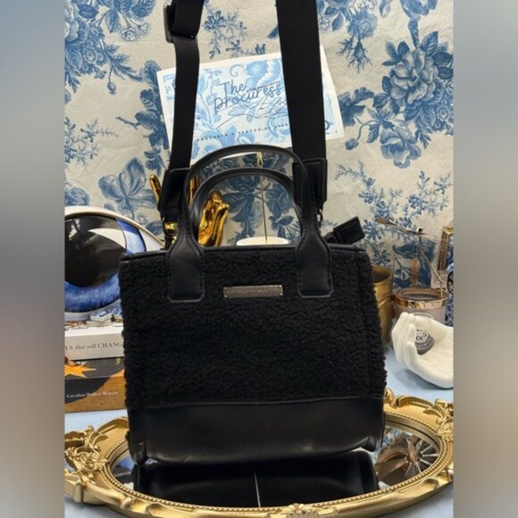 🆕 KURT GEIGER LONDON 🧿 NWOT Extra Small Faux Shearling Surrey Tote Bag, Black - Picture 2 of 14